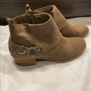 REBA Camel Suede Ankle Boot Size 9M